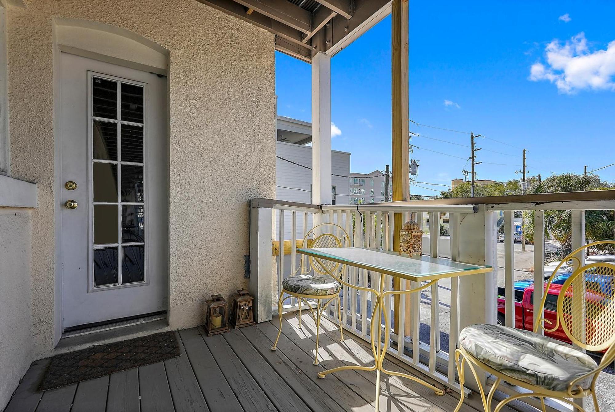 Retro Retreat In Dtsp - Explore The Downtown Area Sankt Petersburg Exterior foto